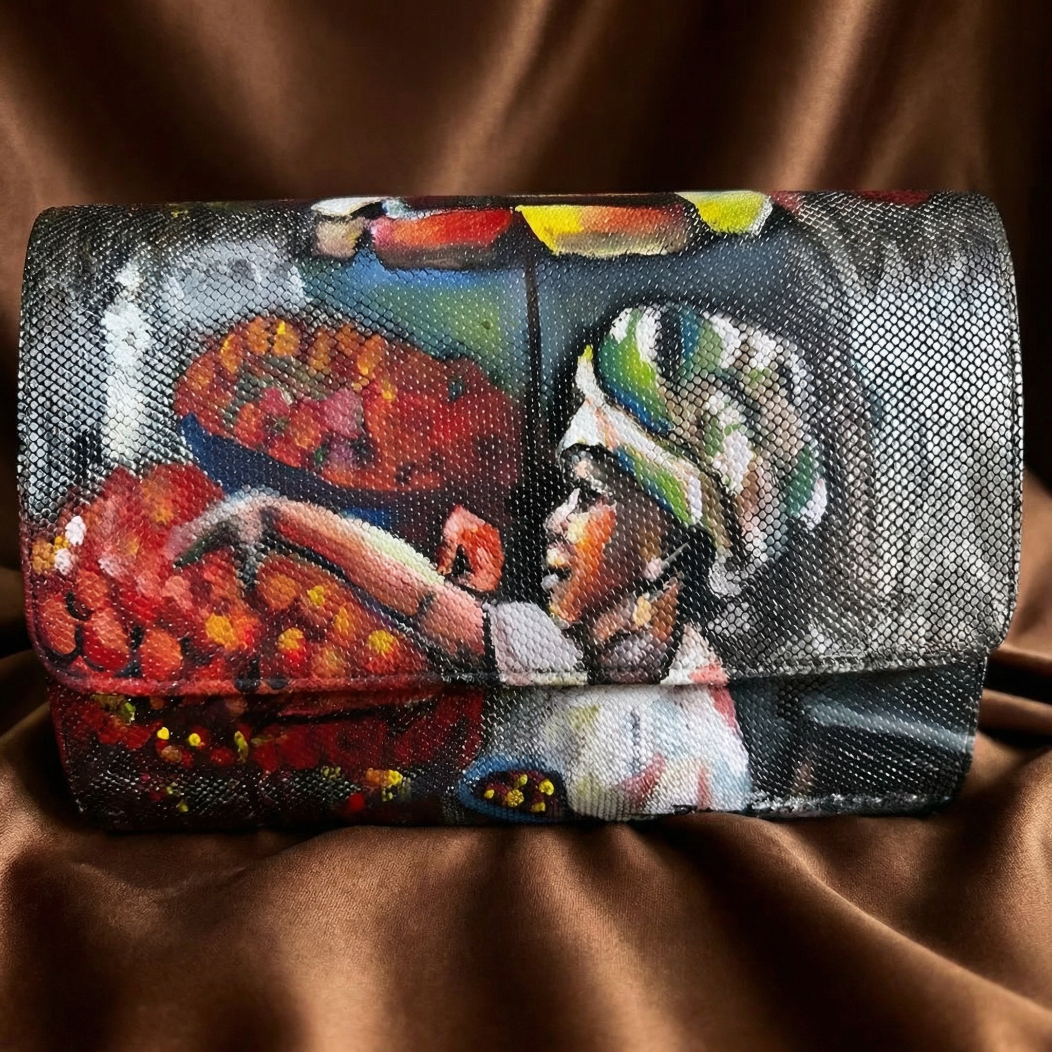 Uyi Wearable Art Bag Series – Tomato Seller & Stalls 1 Uyi Wearable Art Bag - Tomato Sellers and Stalls - Image 1